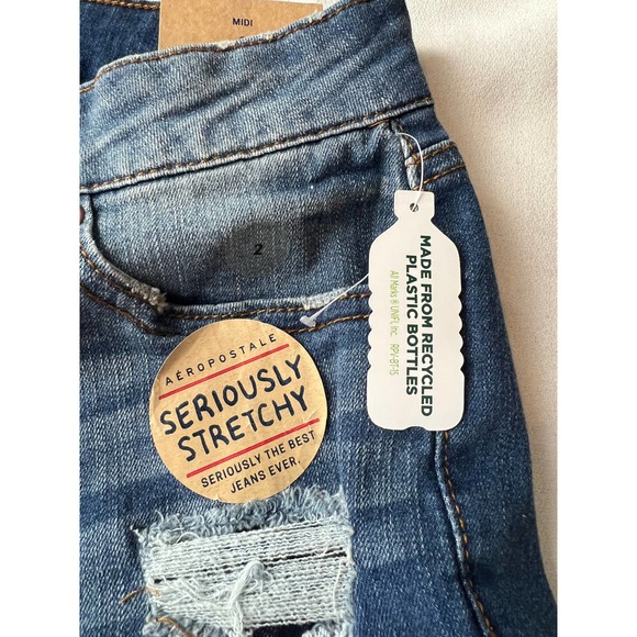 NEW Aeropostale Midi Shorts Distressed Denim Stretch Size 2 - Picture 3 of 11